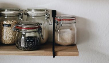 how to eat chia seeds with water