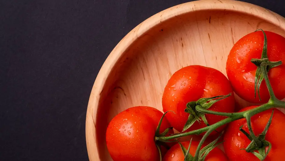 Se puede plantar tomates y pimientos juntos
