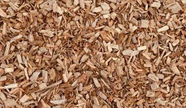 is cedar mulch good for vegetable gardens