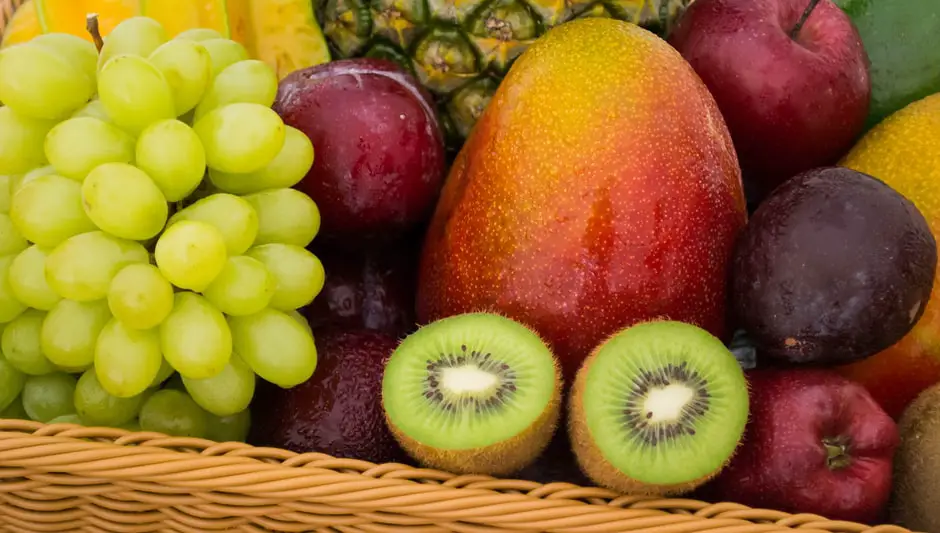 how to hang fruit basket