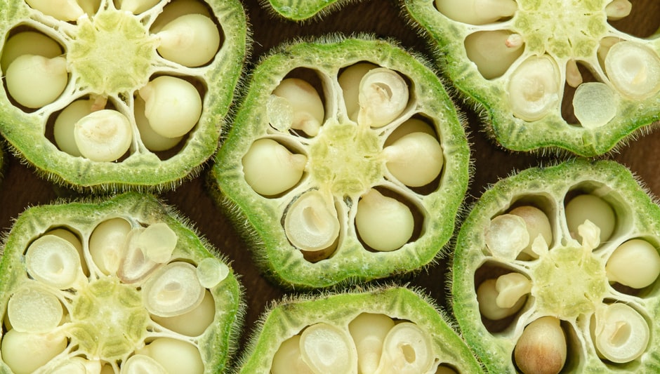 can you eat raw okra seeds