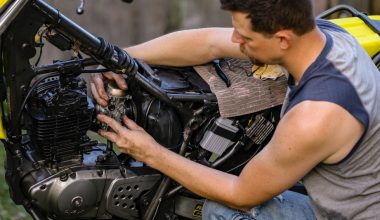 how to rebuild a lawn mower carburetor