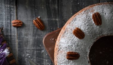 how to harvest pecans