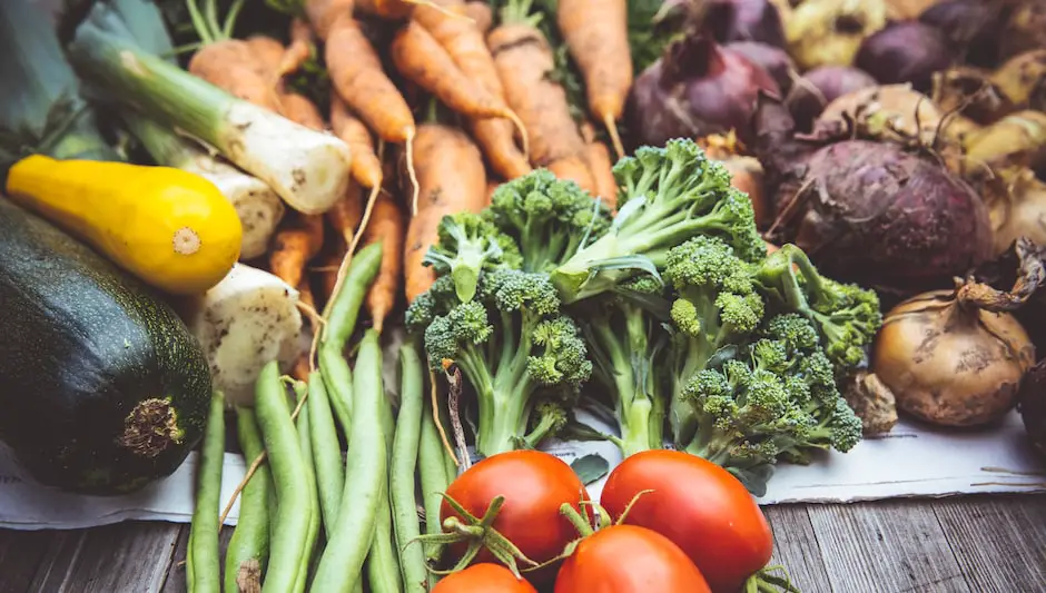 how to grow organic vegetables in a greenhouse