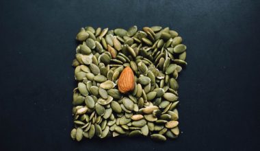 is eating raw pumpkin seeds bad for you