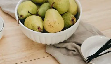 when to harvest pears australia